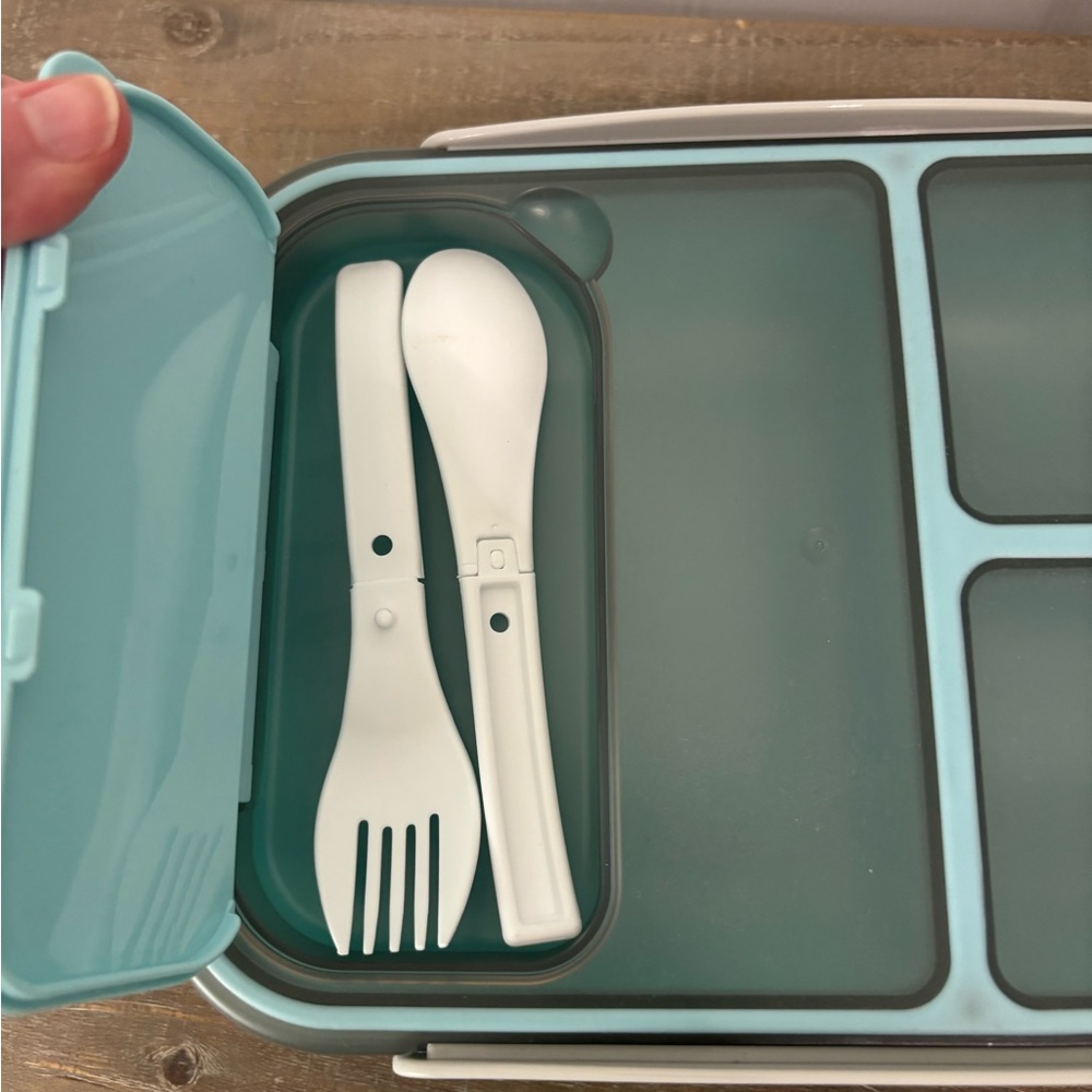 Russ Teal and Gray Food Storage Container - Picture 2 of 6